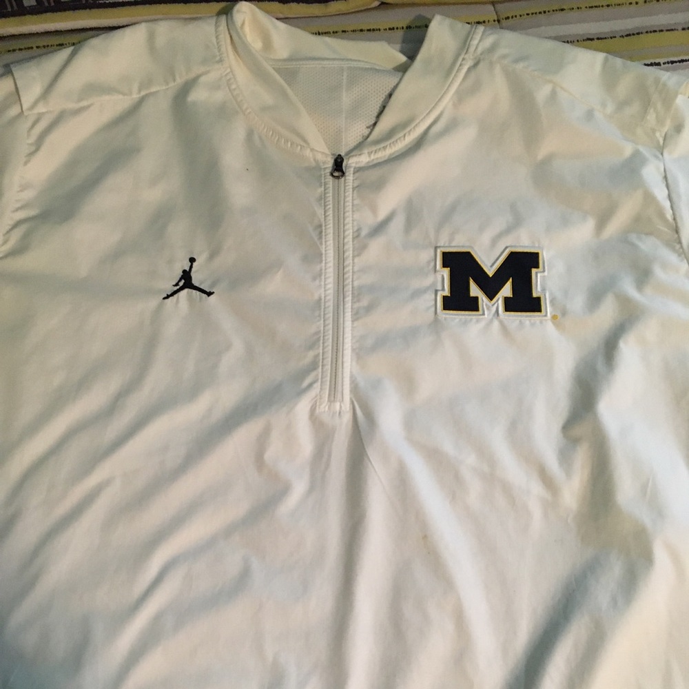 2X Jordan Wind Jacket